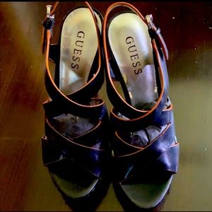 Guess heels NWOT